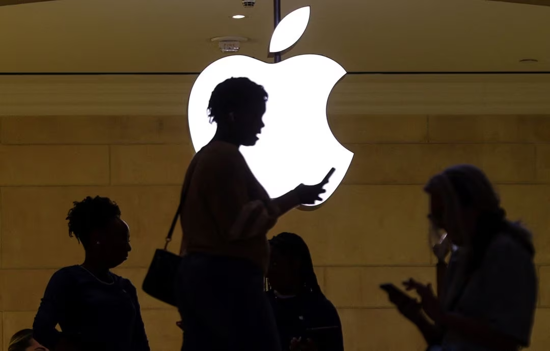 Apple restricts employees from using ChatGPT