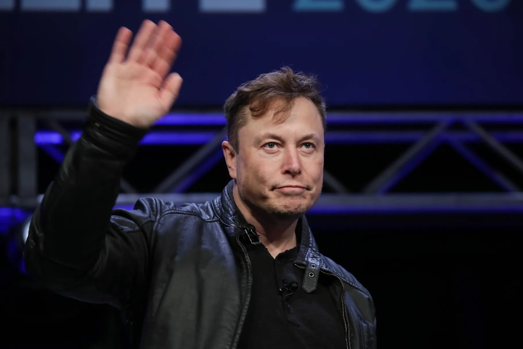 Elon Musk says a new Twitter CEO is starting in six weeks, rumors suggest NBCU's Linda Yaccarino